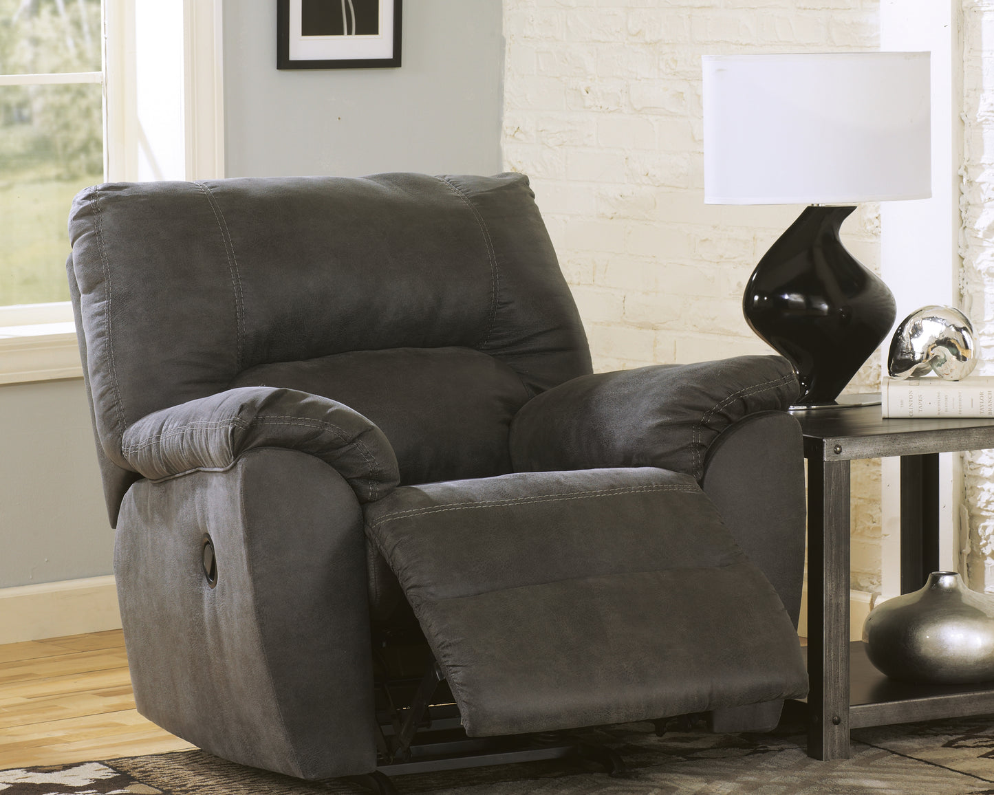 The Furniture Outlets - Ashley Furniture - Tambo Living Room - Rocker Recliner / Canyon - 2780225