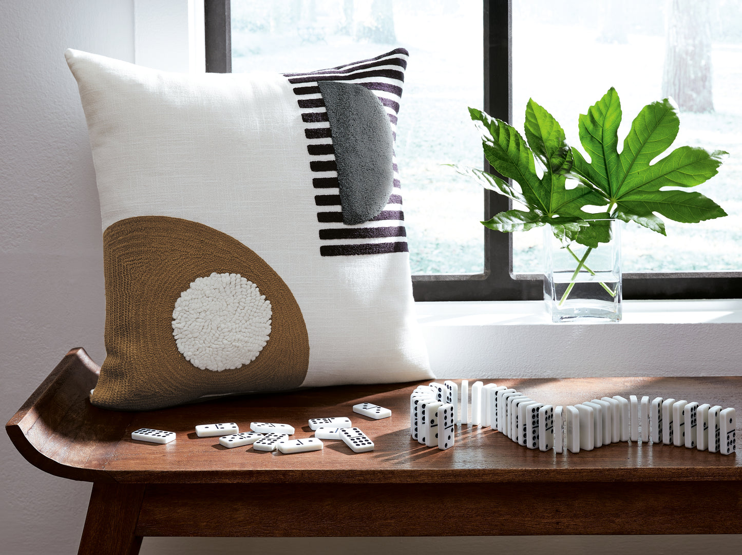 The Furniture Outlets - Ashley Furniture - Longsum Pillows - Pillow / Black/White/Honey - A1000927P