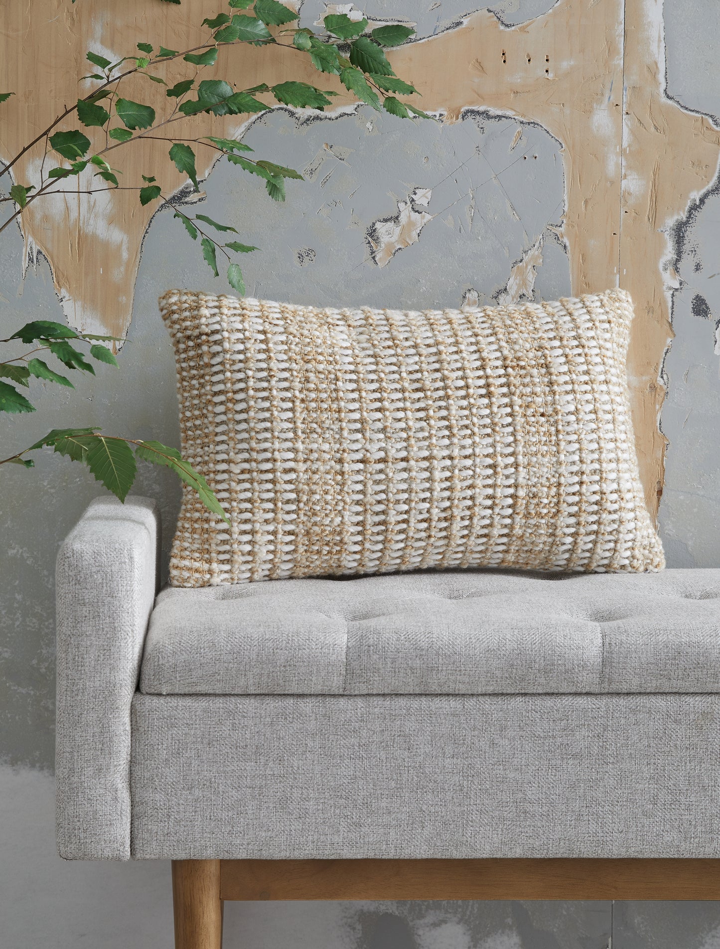 The Furniture Outlets - Ashley Furniture - Hathby Pillows - Pillow (4/CS) / Tan/White - A1001048