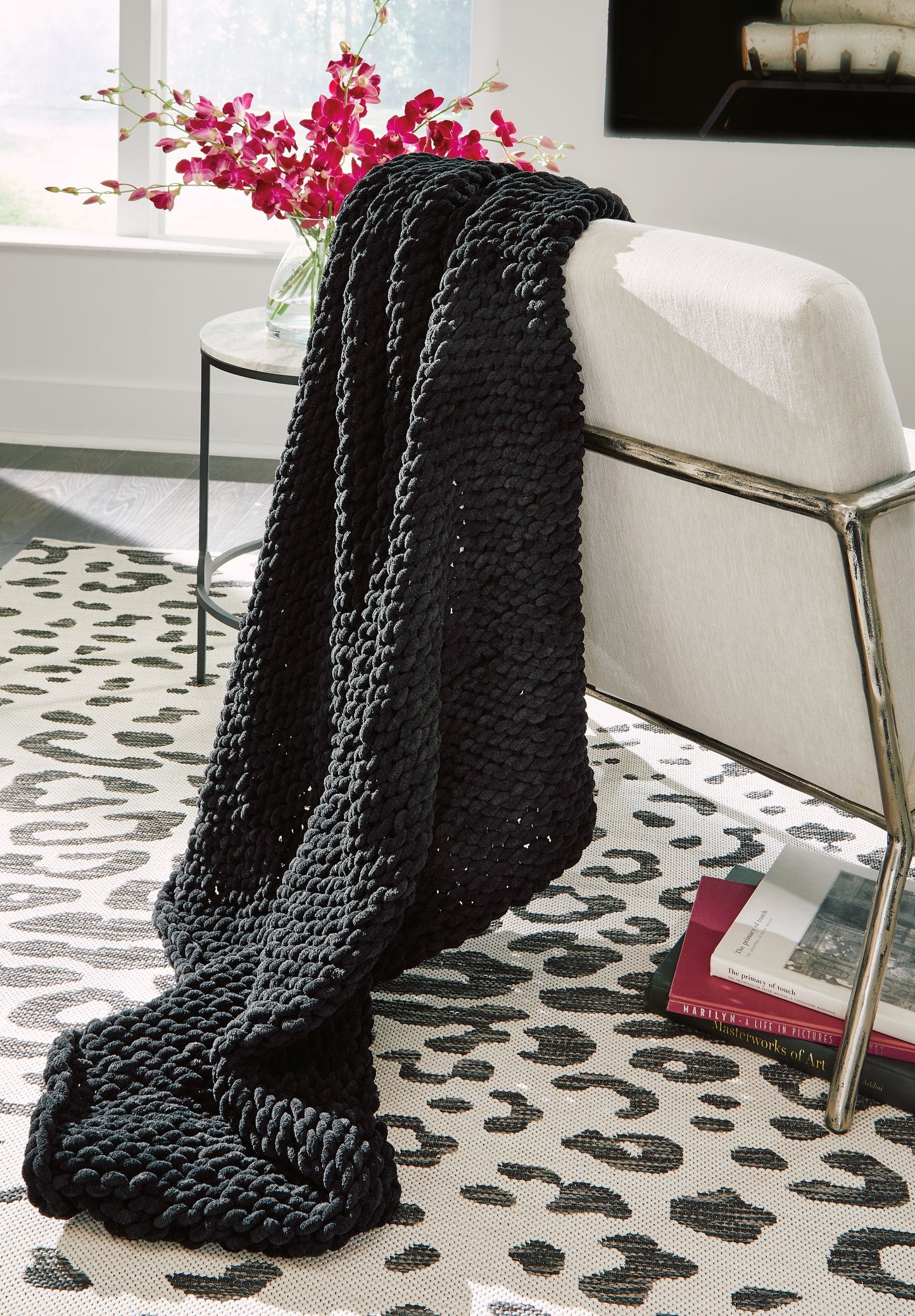 The Furniture Outlets - Ashley Furniture - Chaddon Throw (Set of 3) - Throw (3/CS) / Black - A1001061