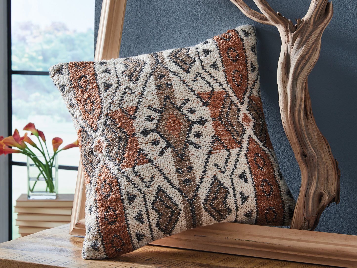 The Furniture Outlets - Ashley Furniture - Kierenworth Pillows - Pillow (4/CS) / Sienna/Ivory/Black - A1001110