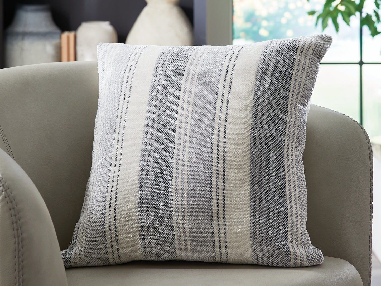 The Furniture Outlets - Ashley Furniture - Adikus Pillows - Pillow (4/CS) / Blue/Gray/White - A1001126