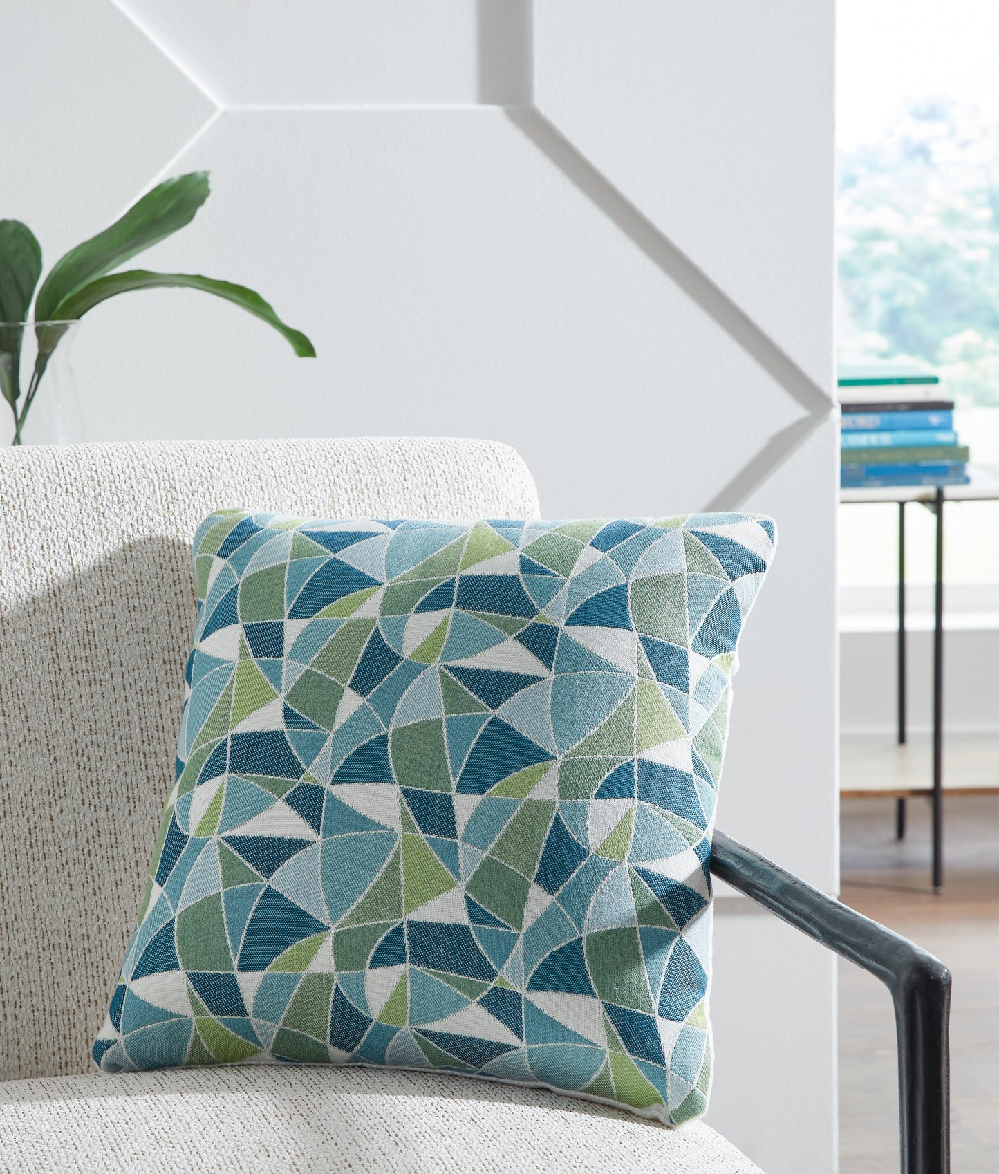 The Furniture Outlets - Ashley Furniture - Seanow Next-Gen Nuvella Pillows - Pillow (4/CS) / Green/Turquoise/White - A1900005