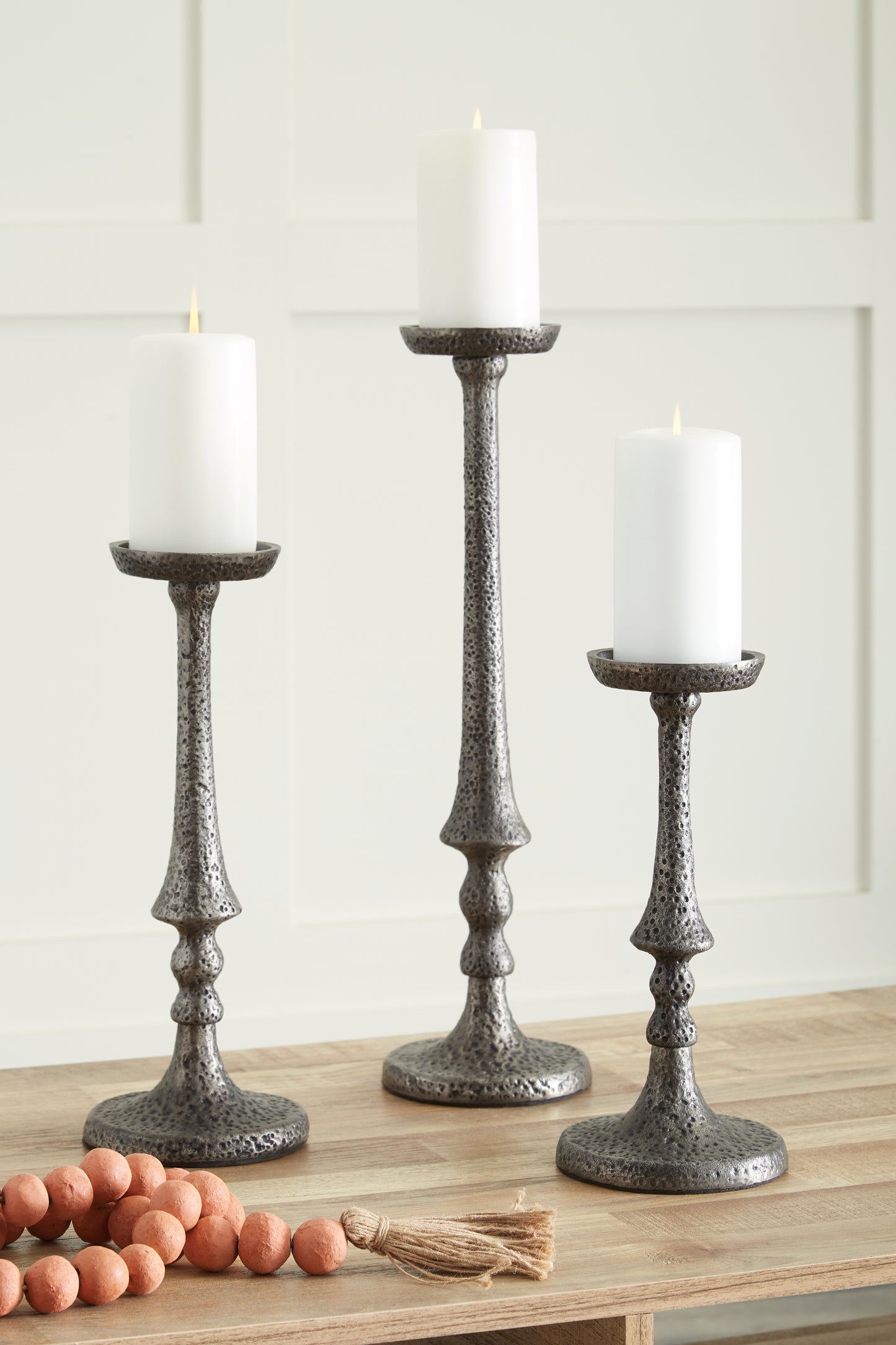 The Furniture Outlets - Ashley Furniture - Eravell Candle Holder - Candle Holder Set (3/CN) / Pewter Finish - A2000584