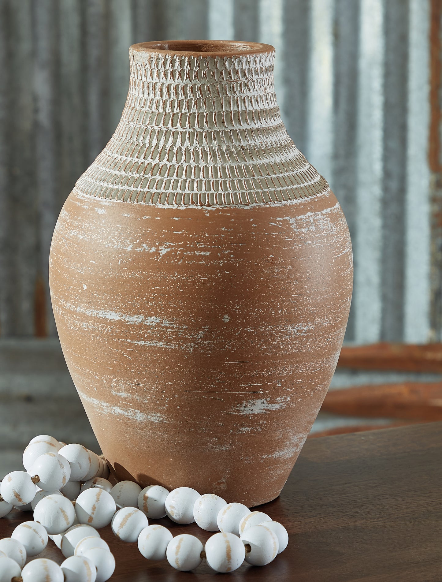 The Furniture Outlets - Ashley Furniture - Reclove Vase - Vase / Distressed White - A2000642