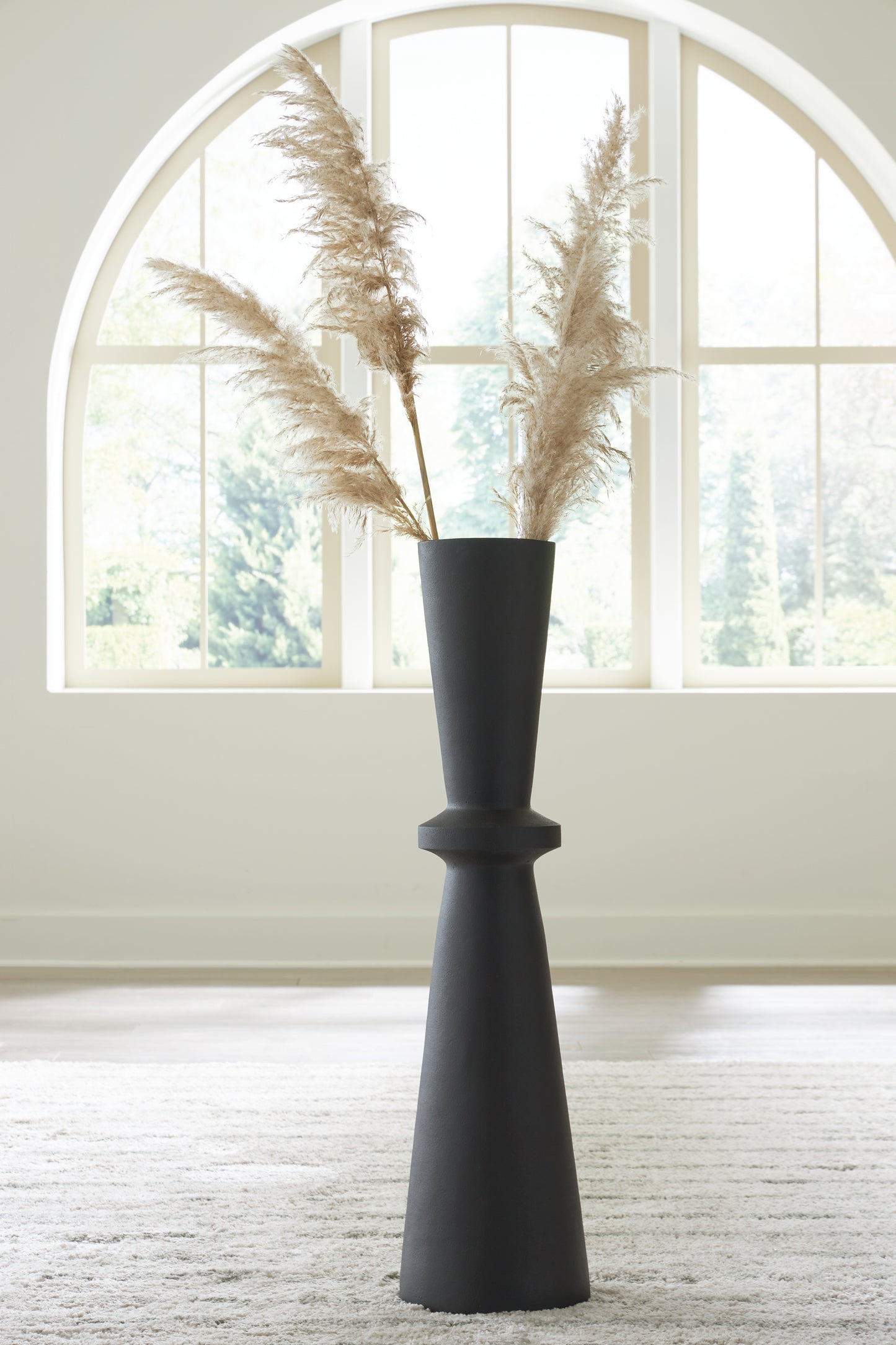 The Furniture Outlets - Ashley Furniture - Collisten Vase - Vase / Black - A2000664