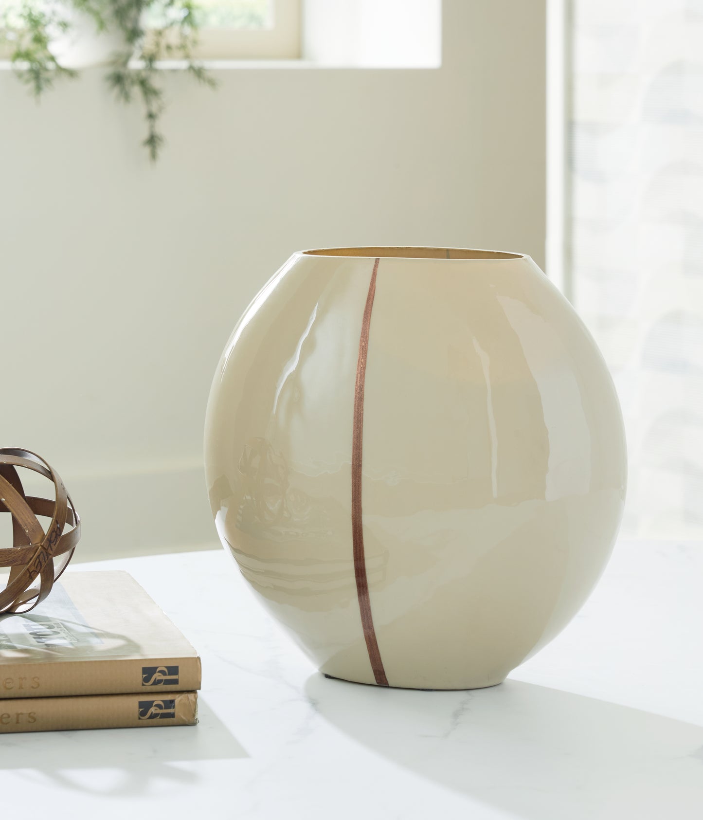 The Furniture Outlets - Ashley Furniture - Sheabourne Vase - Vase / Cream - A2000701