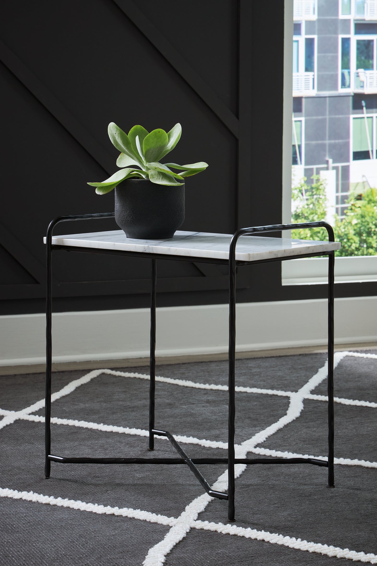 The Furniture Outlets - Ashley Furniture - Ashber Accent Table - Accent Table / White/Black - A4000609