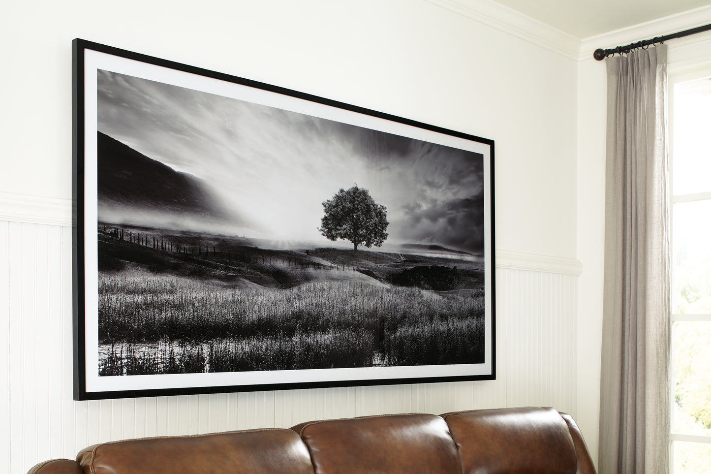 The Furniture Outlets - Ashley Furniture - Deborland Wall Decor - Wall Art / Black/White - A8000341