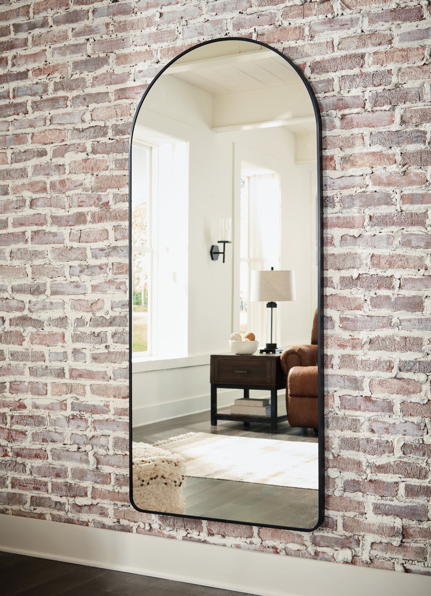 The Furniture Outlets - Ashley Furniture - Sethall Mirror - Floor Mirror / Black - A8010307