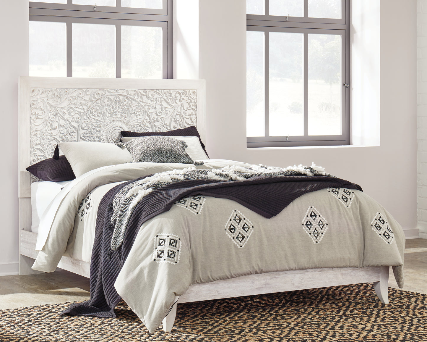 The Furniture Outlets - Ashley Furniture - Paxberry Bedroom - Queen Panel Bed / Whitewash - B181B6
