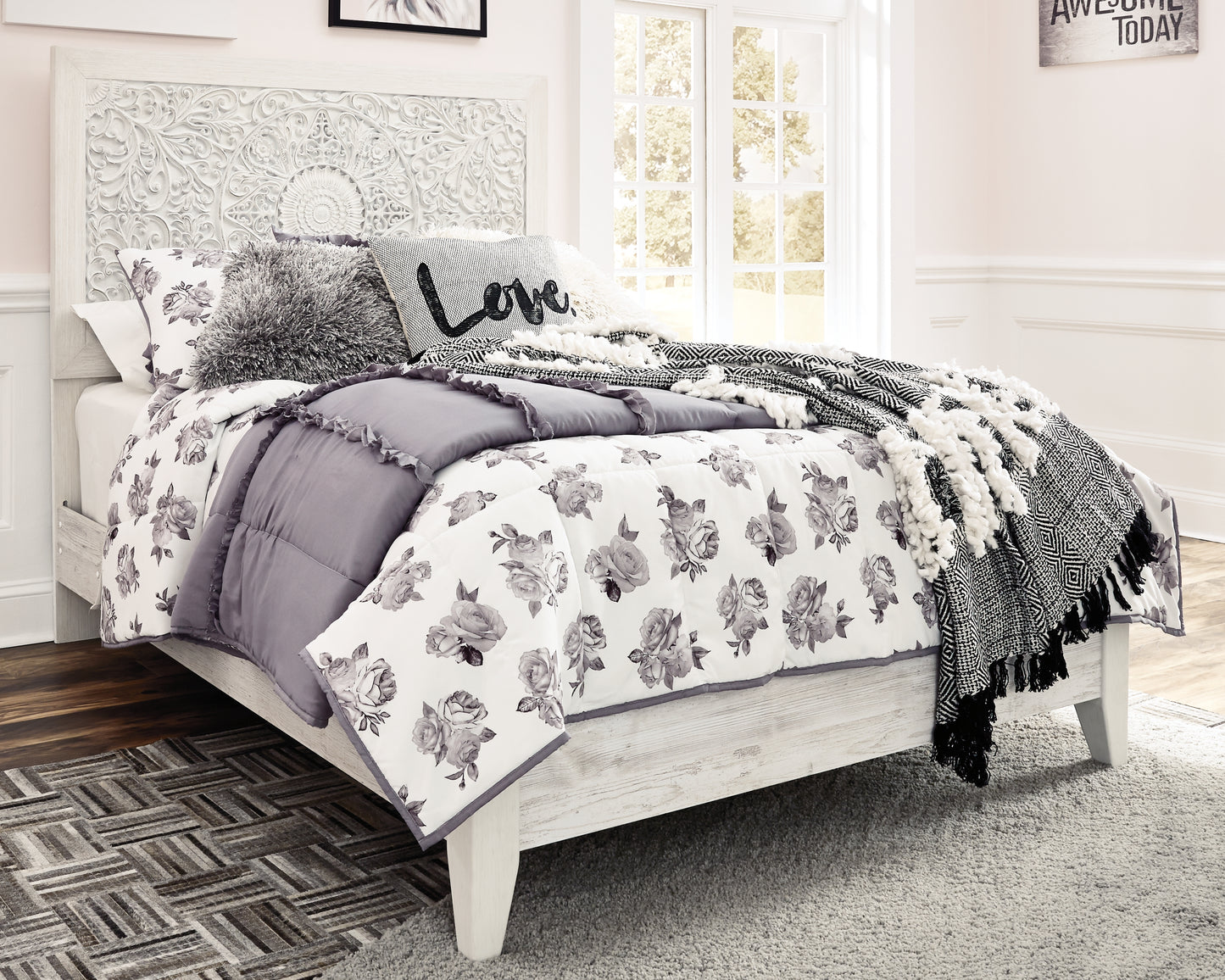 The Furniture Outlets - Ashley Furniture - Paxberry Bedroom - King Panel Bed / Whitewash - B181B10