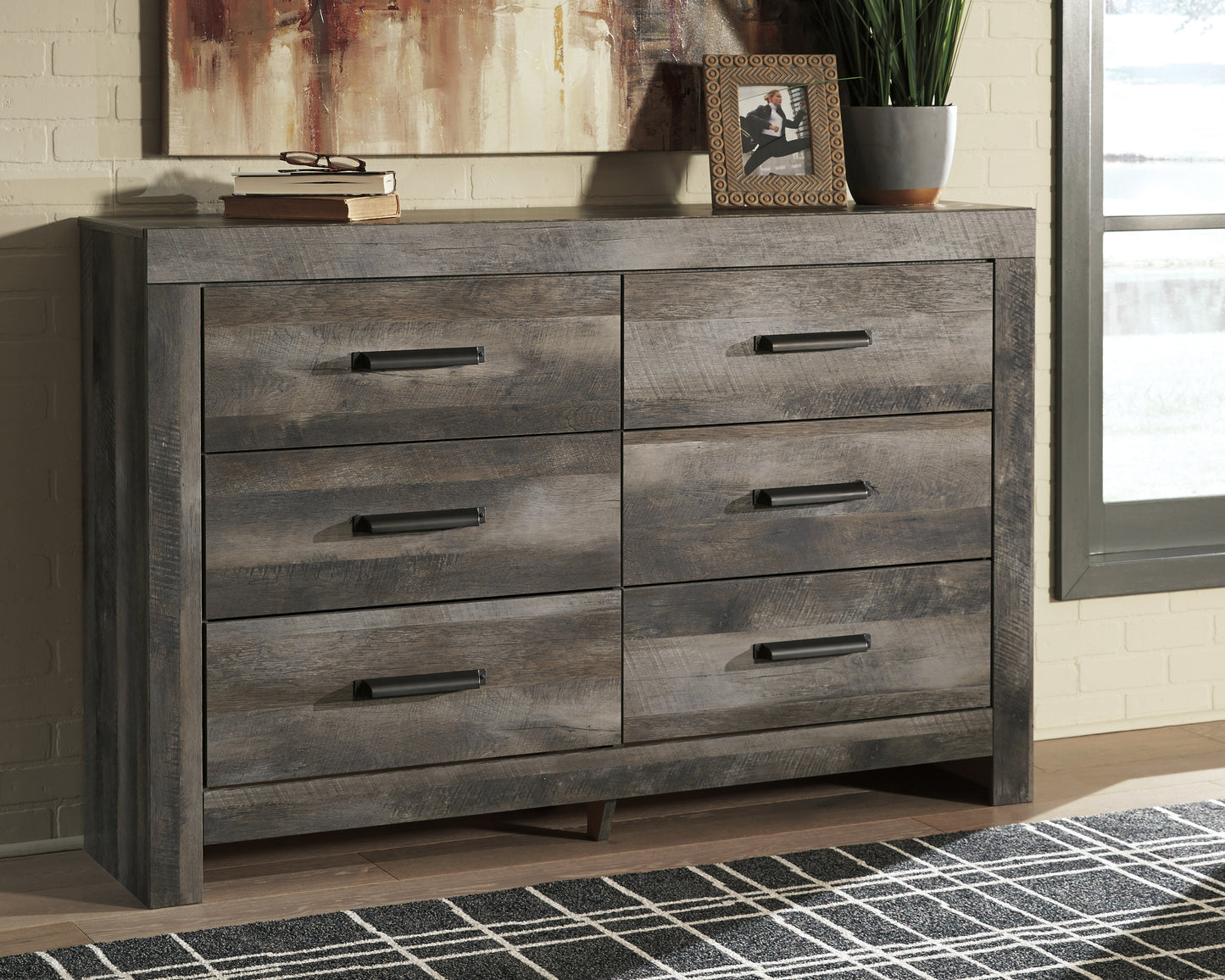 The Furniture Outlets - Ashley Furniture - Wynnlow Bedroom - Queen Upholstered Poster Bed / Gray - B440B7