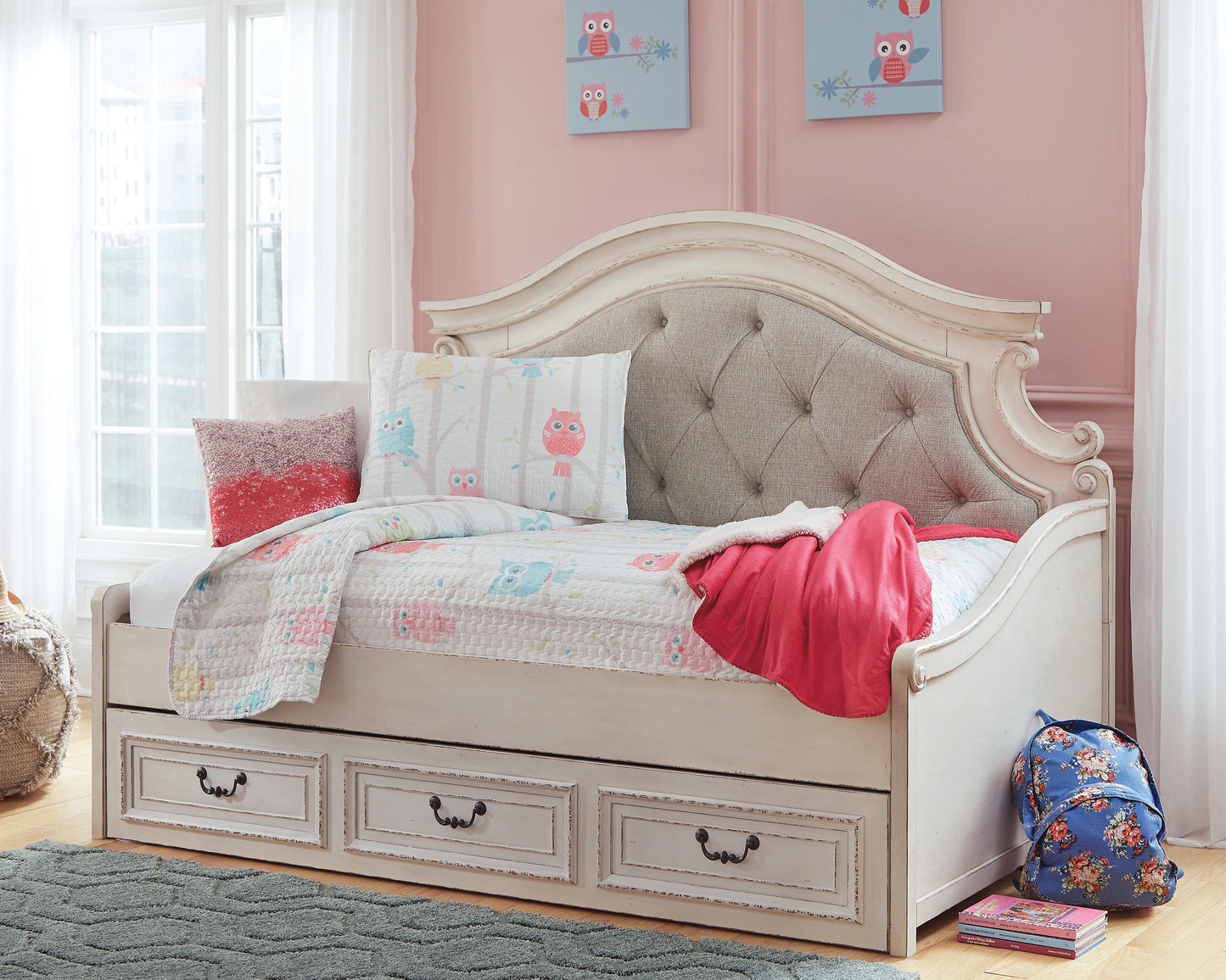 The Furniture Outlets - Ashley Furniture - Realyn Bedroom - Twin Day Bed with 1 Large Storage Drawer / Chipped White - B743B15