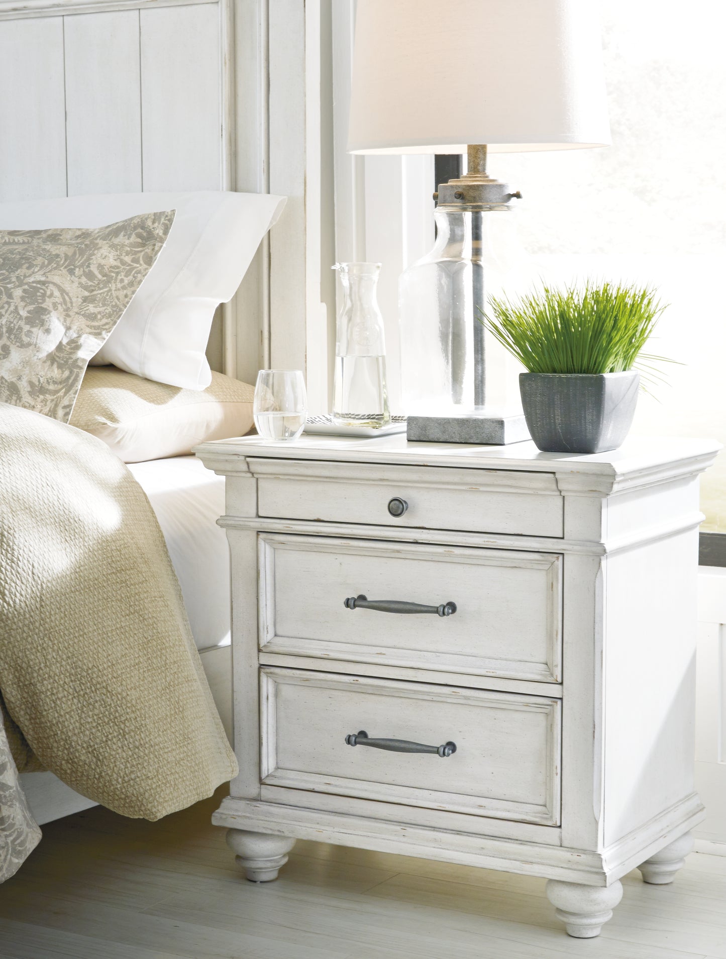 The Furniture Outlets - Ashley Furniture - Kanwyn Bedroom - Three Drawer Night Stand / Whitewash - B777-93