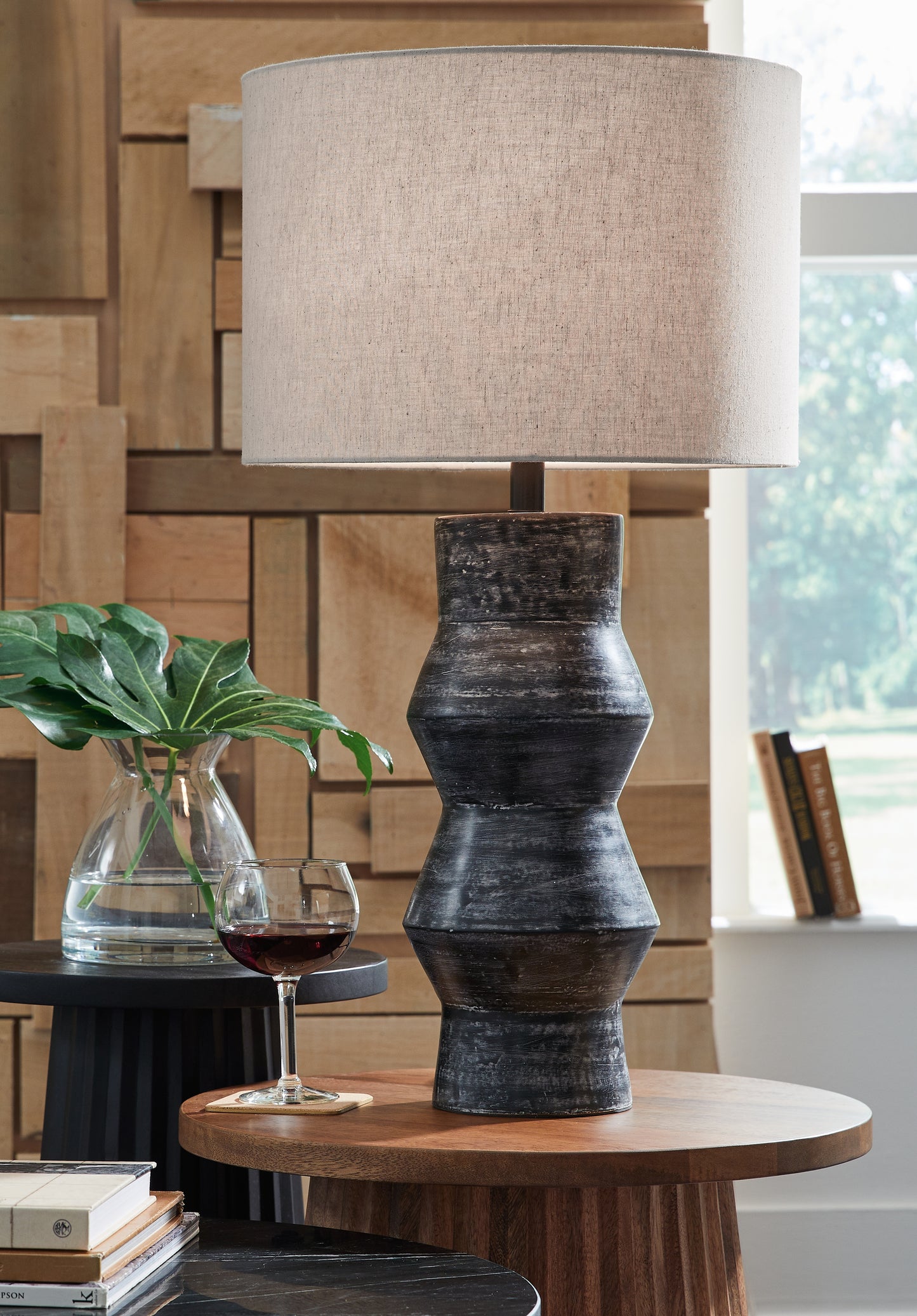 The Furniture Outlets - Ashley Furniture - Kerbert Lighting - 2-Piece Lamp Set / Distressed Black - L100824X2