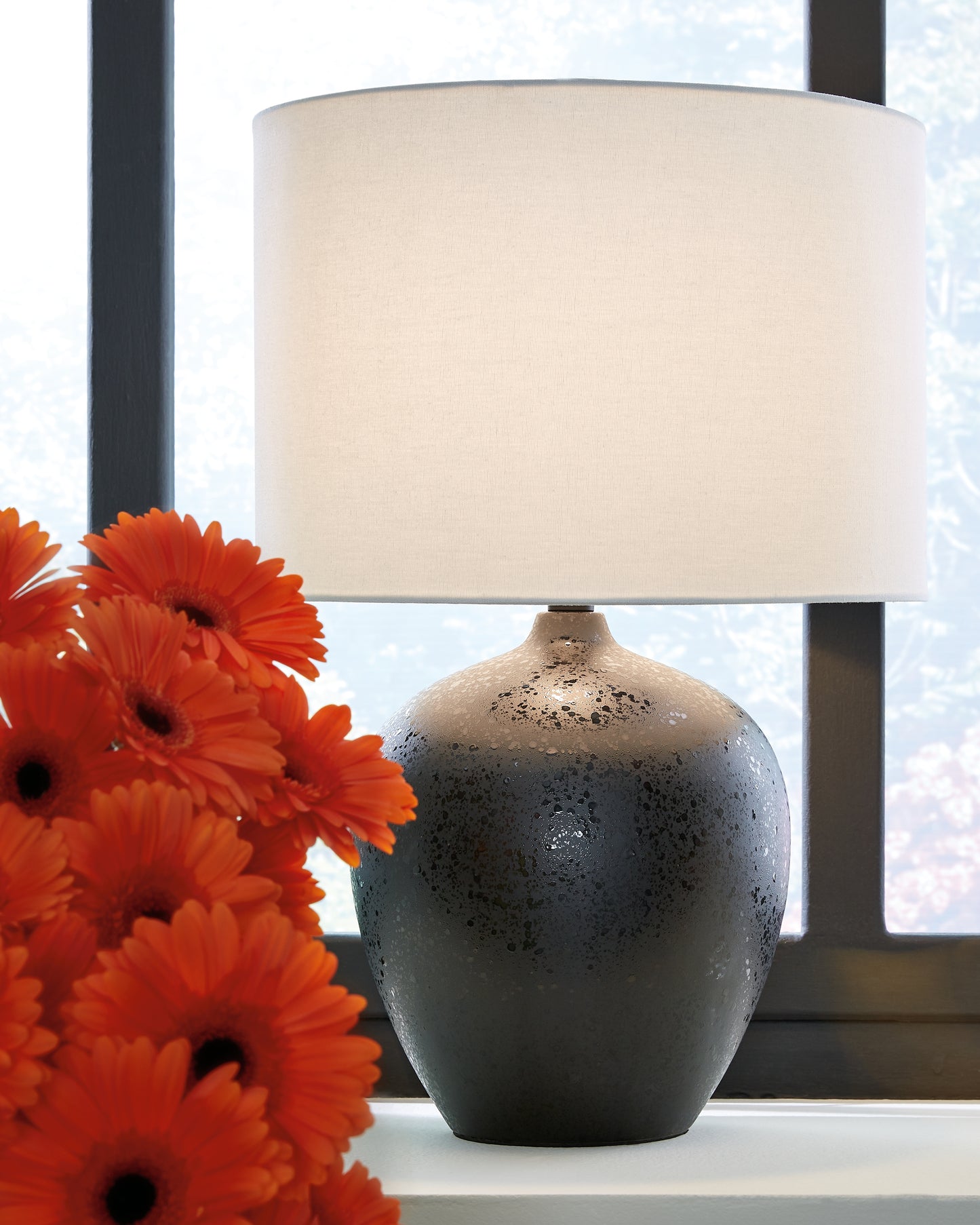 The Furniture Outlets - Ashley Furniture - Ladstow Lighting - Table Lamp (Set of 2) / Black - L123894X2