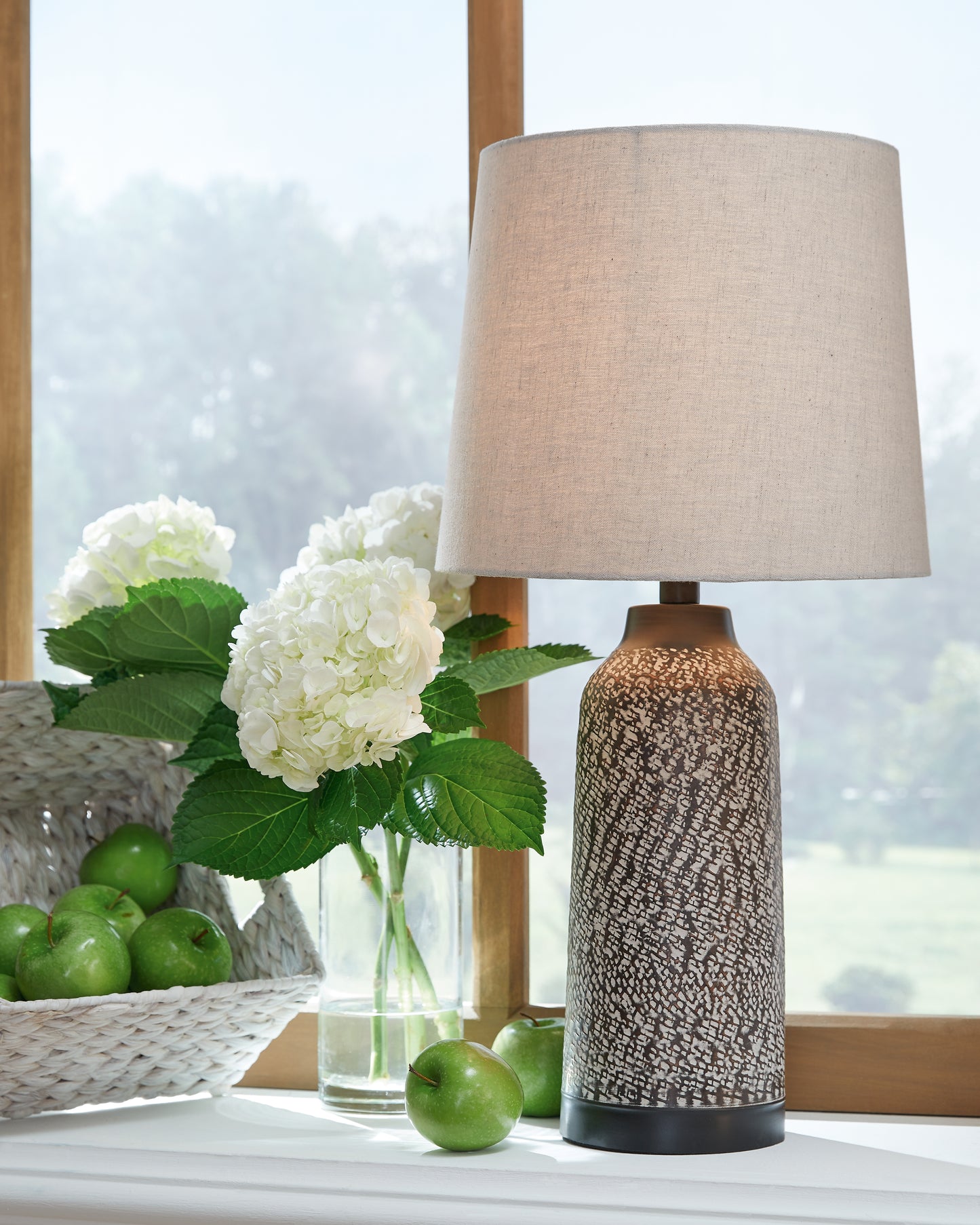 The Furniture Outlets - Ashley Furniture - Lanson Lighting - Metal Table Lamp (Set of 2) / Antique Bronze Finish - L204454