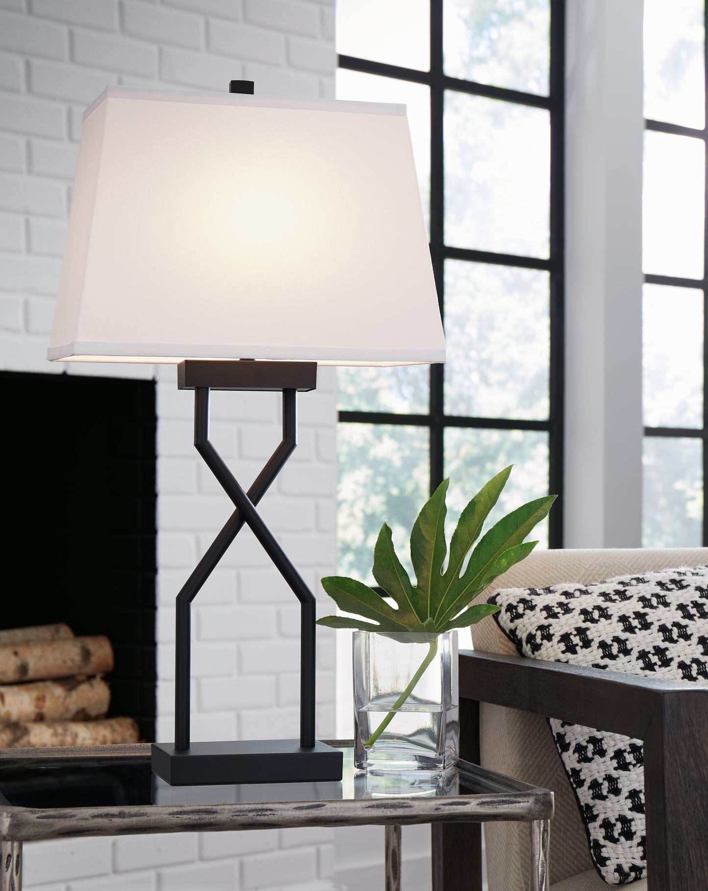 The Furniture Outlets - Ashley Furniture - Brookthrone Lighting - Metal Table Lamp (Set of 2) / Black - L204514