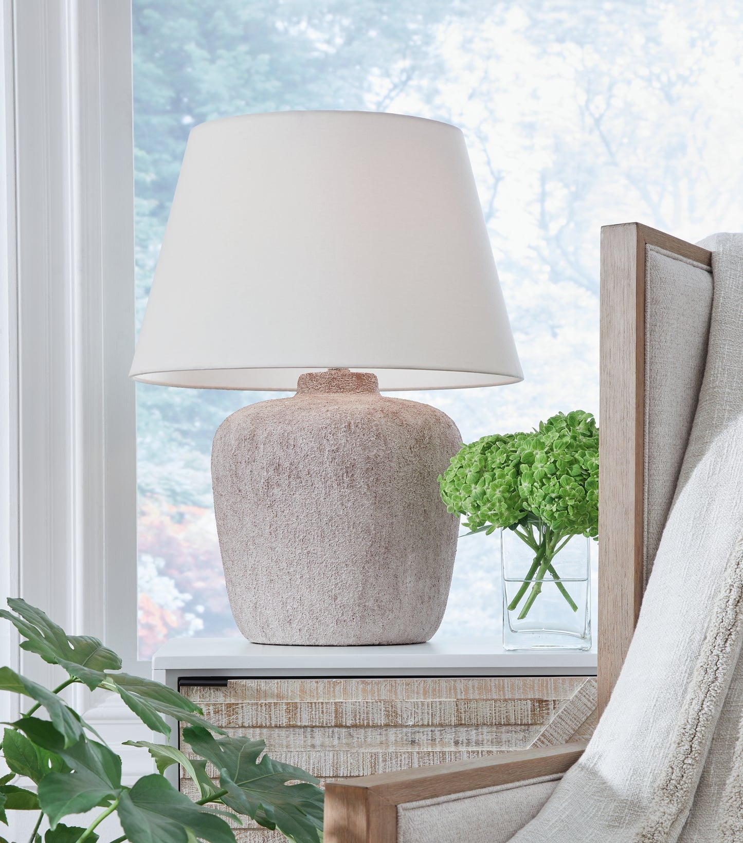 The Furniture Outlets - Ashley Furniture - Danry Lighting - Table Lamp (Set of 2) / Distressed Cream - L207454X2
