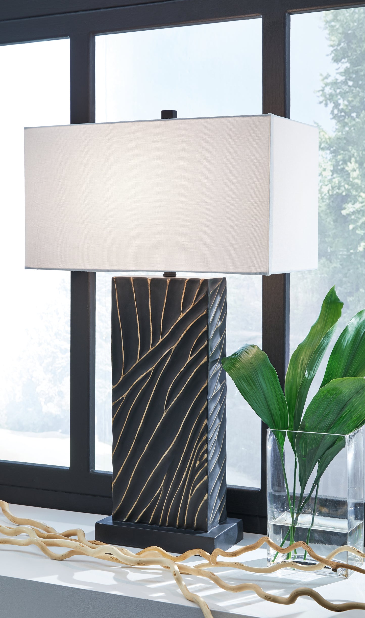 The Furniture Outlets - Ashley Furniture - Bartlen Lighting - 2-Piece Lamp Set / Black/Gold Finish - L235774X2