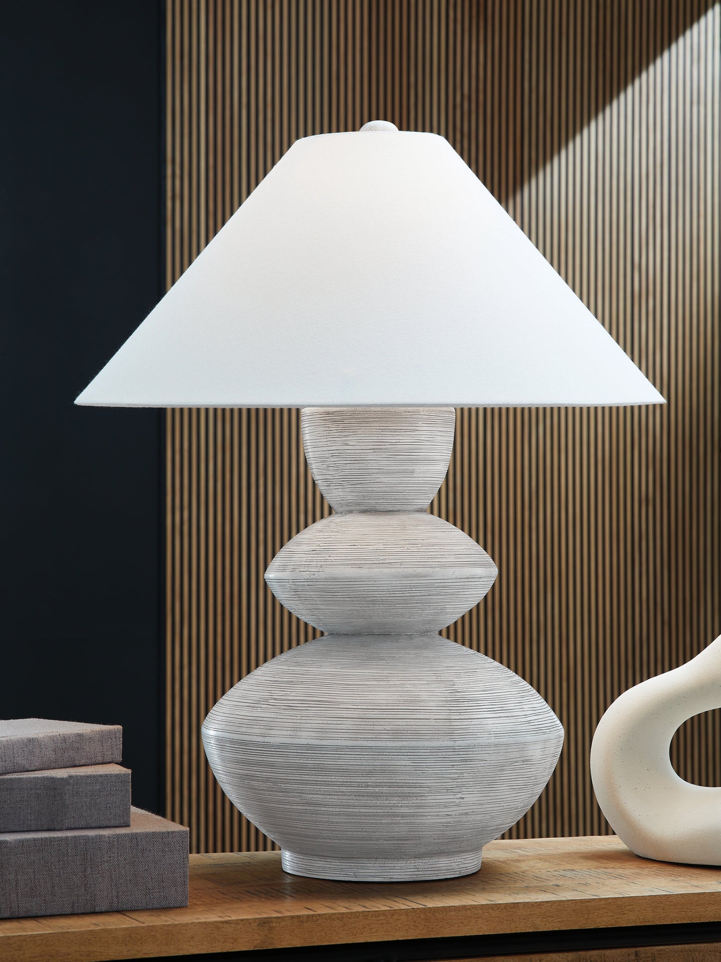The Furniture Outlets - Ashley Furniture - Brickdon Lighting - Poly Table Lamp (1/CN) / Distressed White - L235874