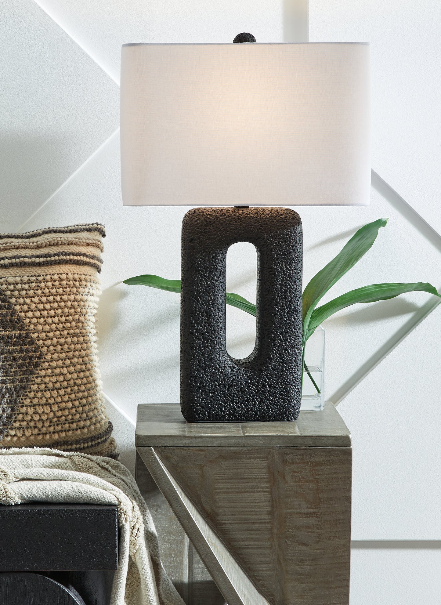 The Furniture Outlets - Ashley Furniture - Wimmings Lighting - Poly Table Lamp (Set of 2) / Black - L243654