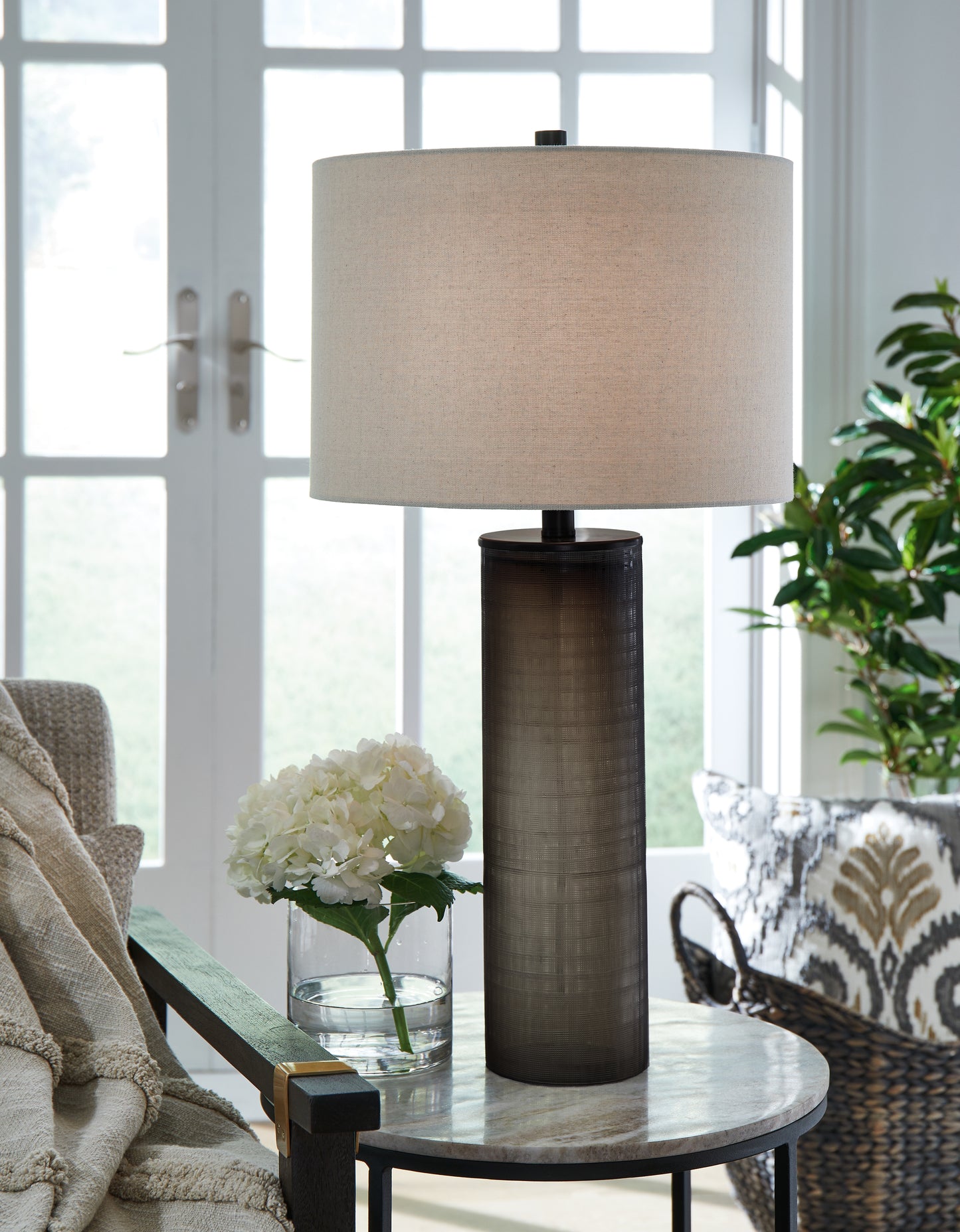 The Furniture Outlets - Ashley Furniture - Dingerly Lighting - Glass Table Lamp (1/CN) / Brown - L430824