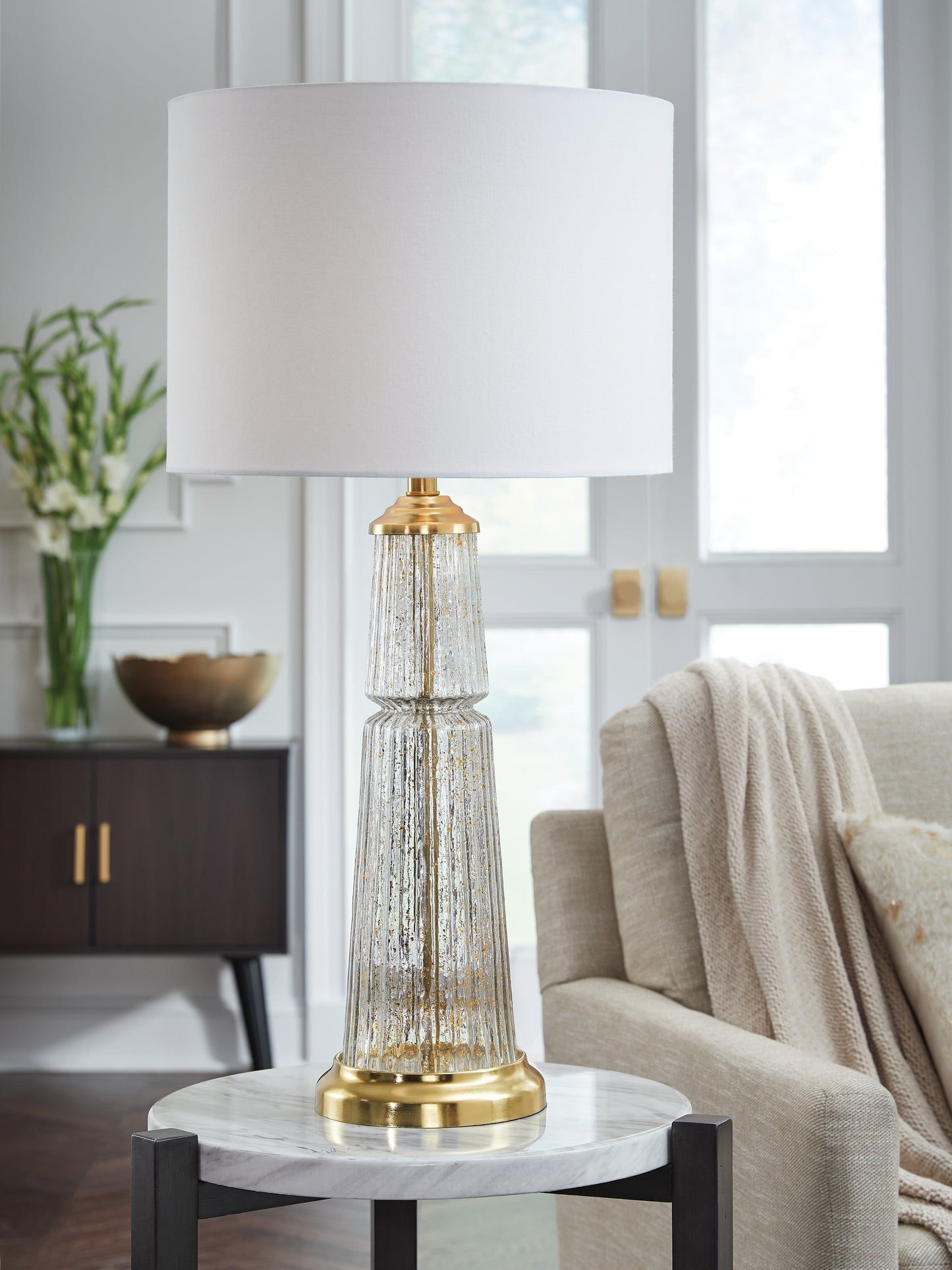 The Furniture Outlets - Ashley Furniture - Bakersboro Lighting - Glass Table Lamp (1/CN) / Clear/Gold Finish - L430884