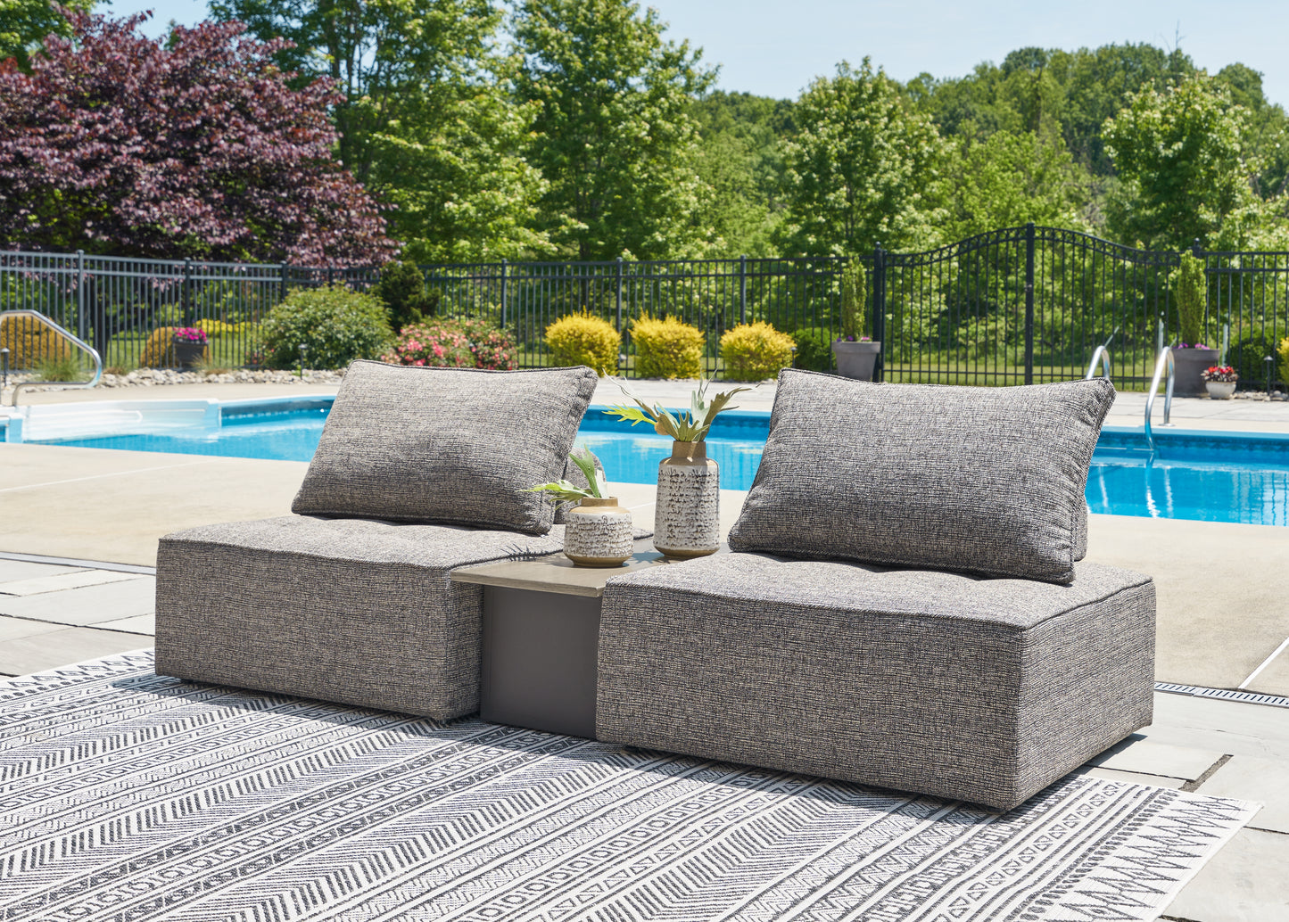 The Furniture Outlets - Ashley Furniture - Bree Zee Outdoor - 3-Piece Outdoor Sectional / Brown - P160P4