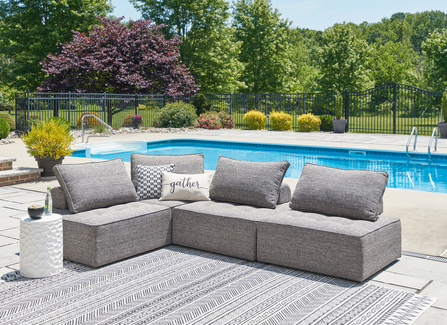 The Furniture Outlets - Ashley Furniture - Bree Zee Outdoor - 4-Piece Outdoor Sectional / Brown - P160P8