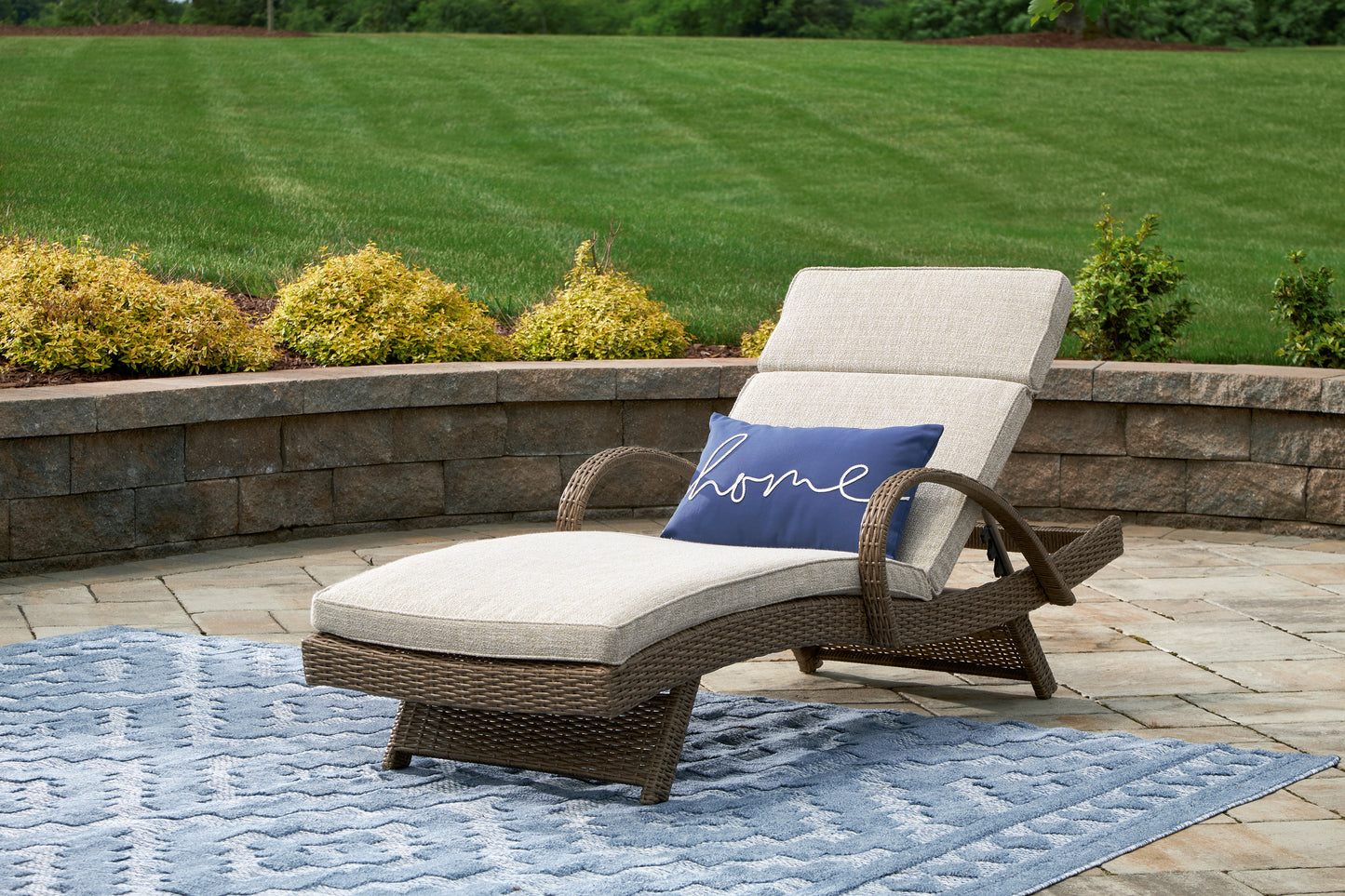 The Furniture Outlets - Ashley Furniture - Beachcroft Outdoor - Chaise Lounge with Cushion / Beige - P791-815