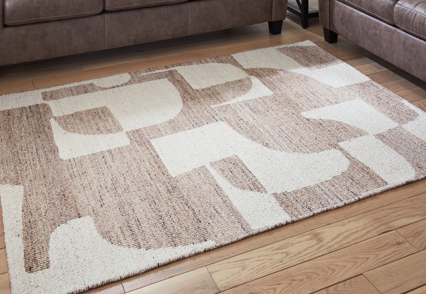 The Furniture Outlets - Ashley Furniture - Brynnfield Rug - 5' x 7' Rug / Beige/Brown - R406372