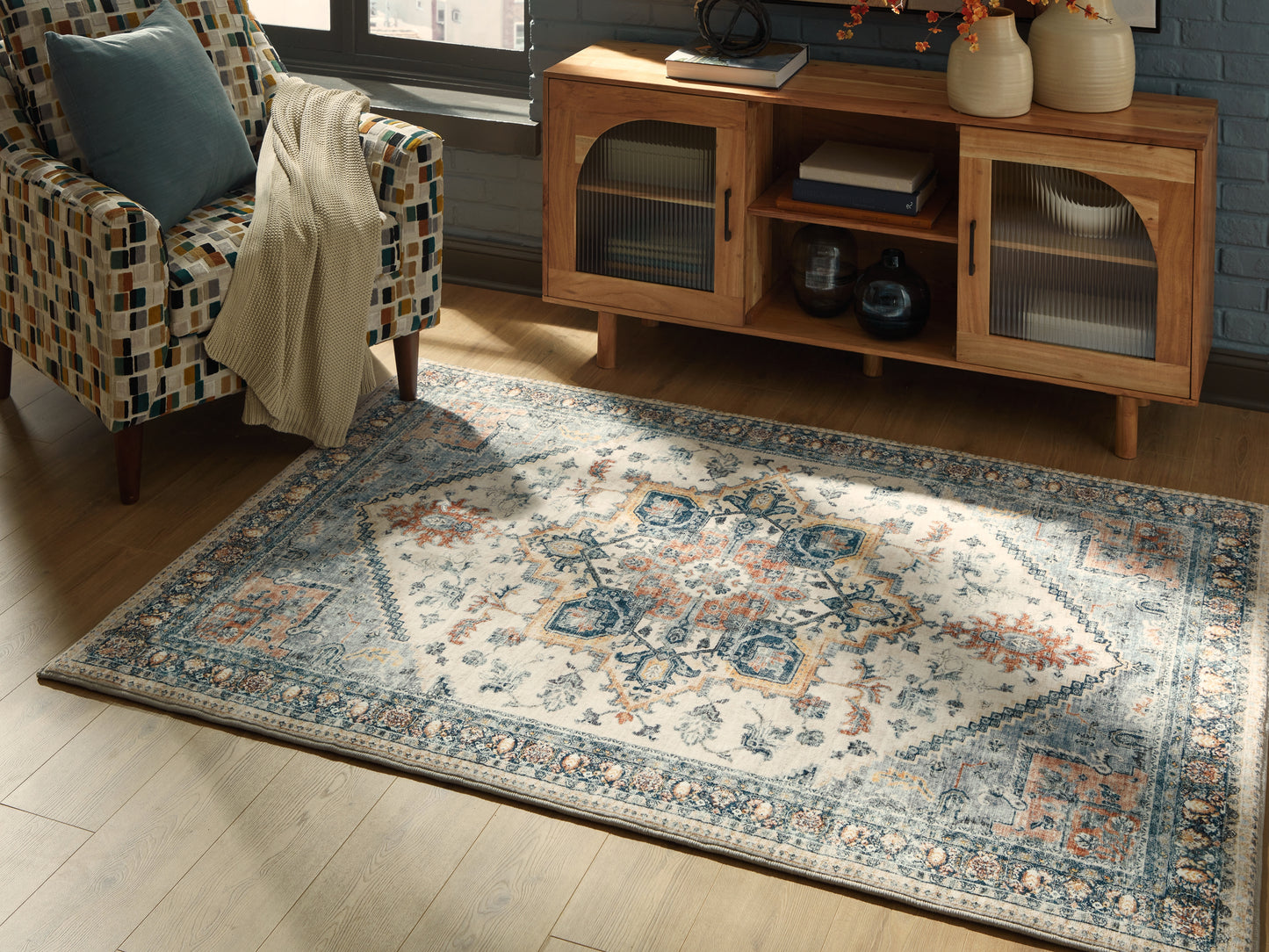 The Furniture Outlets - Ashley Furniture - Wallney Rug - 5' x 7' Area Rug / Multi - R407492