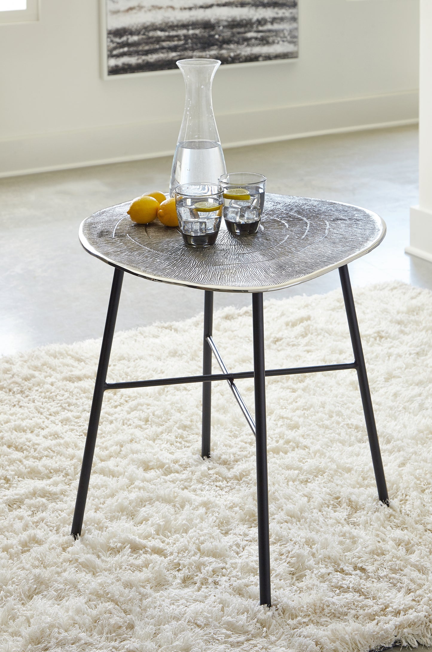 The Furniture Outlets - Ashley Furniture - Laverford End Table - Round End Table / Chrome/Black - T836-6