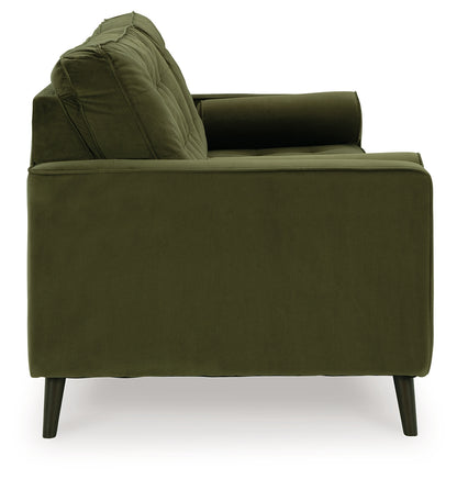 Reveon Lakes Living Room