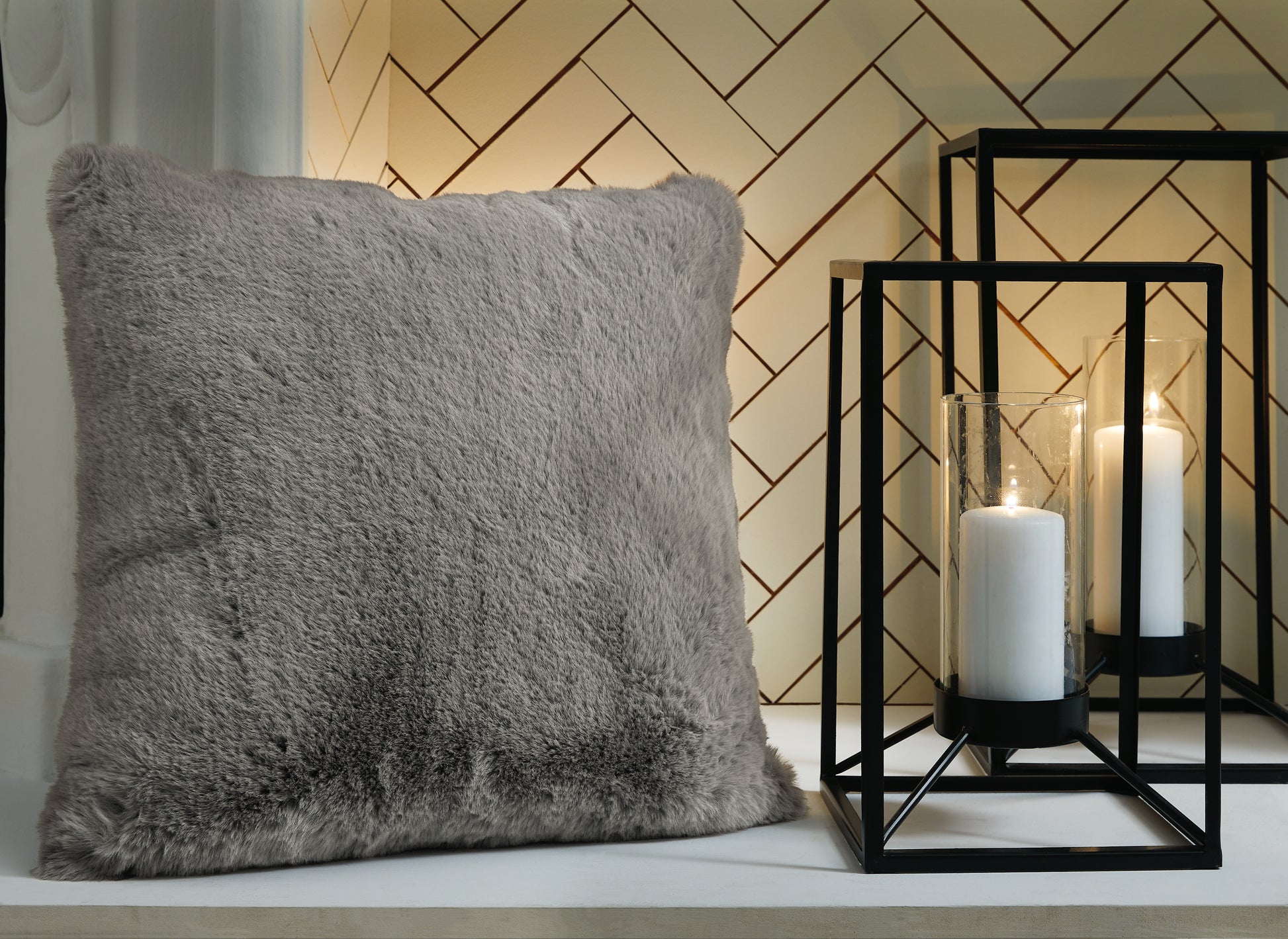 The Furniture Outlets - Ashley Furniture - Gariland Pillows - Pillow / Gray - A1000868P