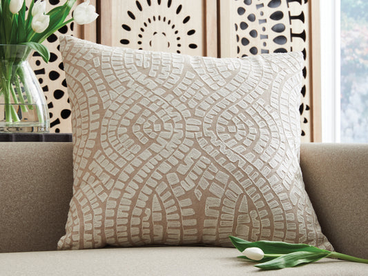 The Furniture Outlets - Ashley Furniture - Cortlen Pillows - Pillow (4/CS) / Beige/Ivory - A1001122