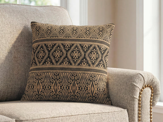 The Furniture Outlets - Ashley Furniture - Davinwood Pillows - Pillow (4/CS) - A1001186