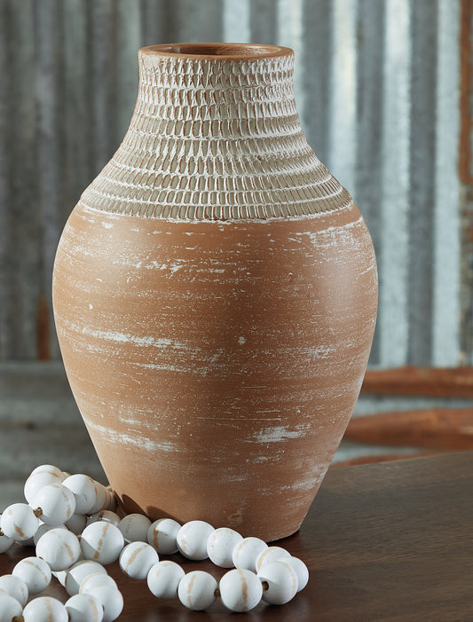The Furniture Outlets - Ashley Furniture - Reclove Vase - Vase / Distressed White - A2000642