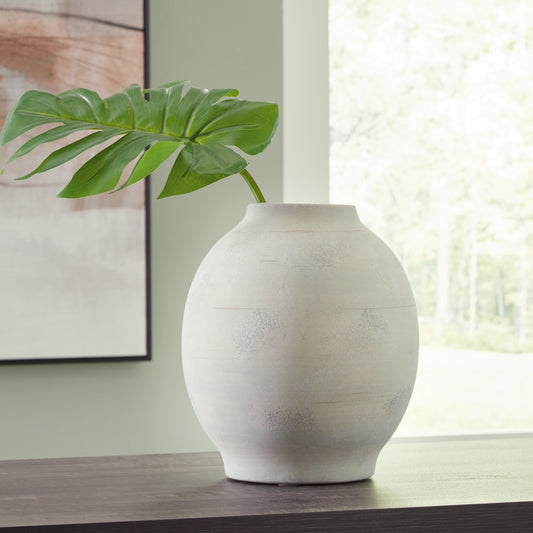 The Furniture Outlets - Ashley Furniture - Clayson Vase - Vase / Sage Green - A2000654