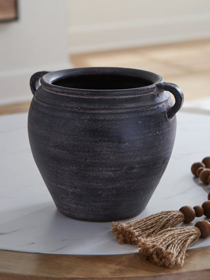The Furniture Outlets - Ashley Furniture - Meadie Vase - Vase / Distressed Black - A2000790
