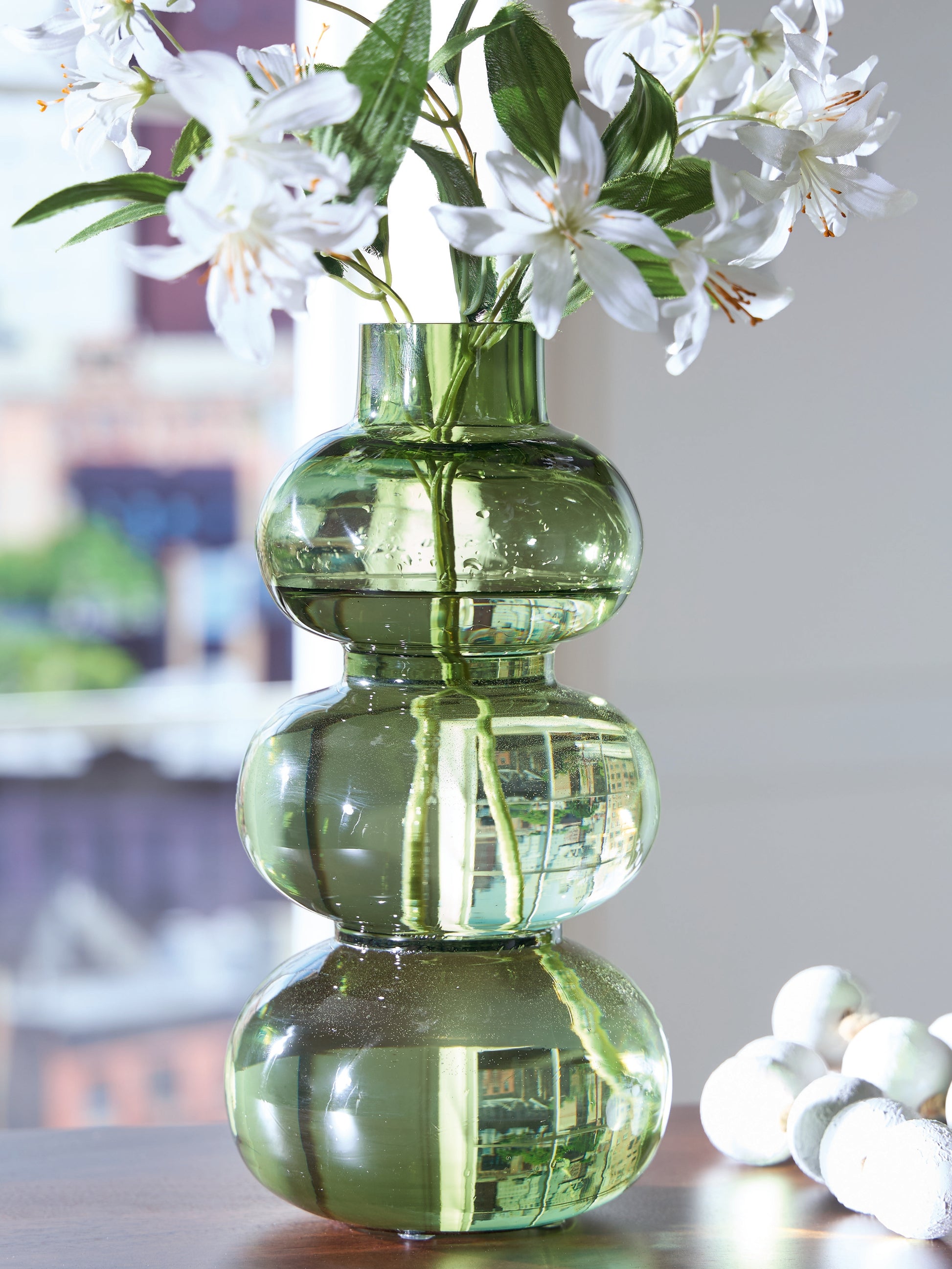 The Furniture Outlets - Ashley Furniture - Renethorne Vase - Vase / Green - A2000802