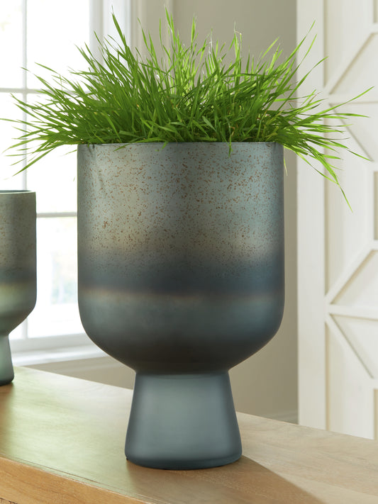 The Furniture Outlets - Ashley Furniture - Pennmore Vase - Vase / Antique Blue - A2000814