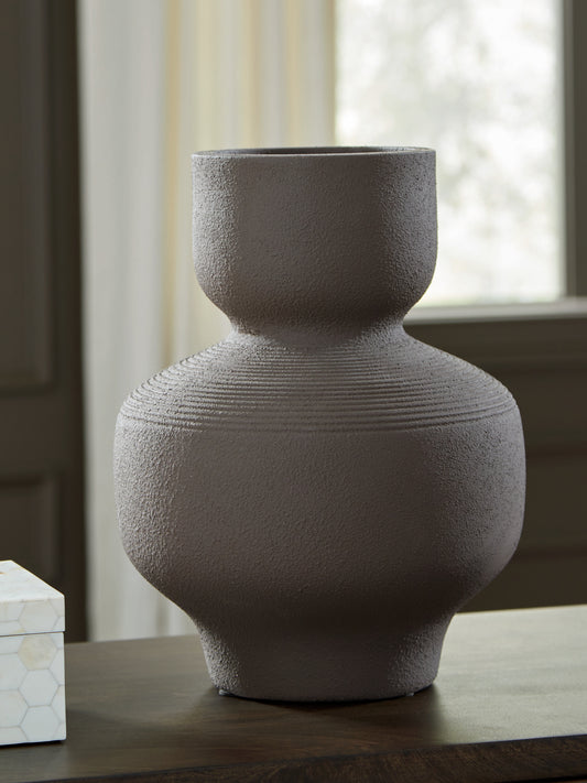 The Furniture Outlets - Ashley Furniture - Dalsen Vase - Vase / Brown - A2000872