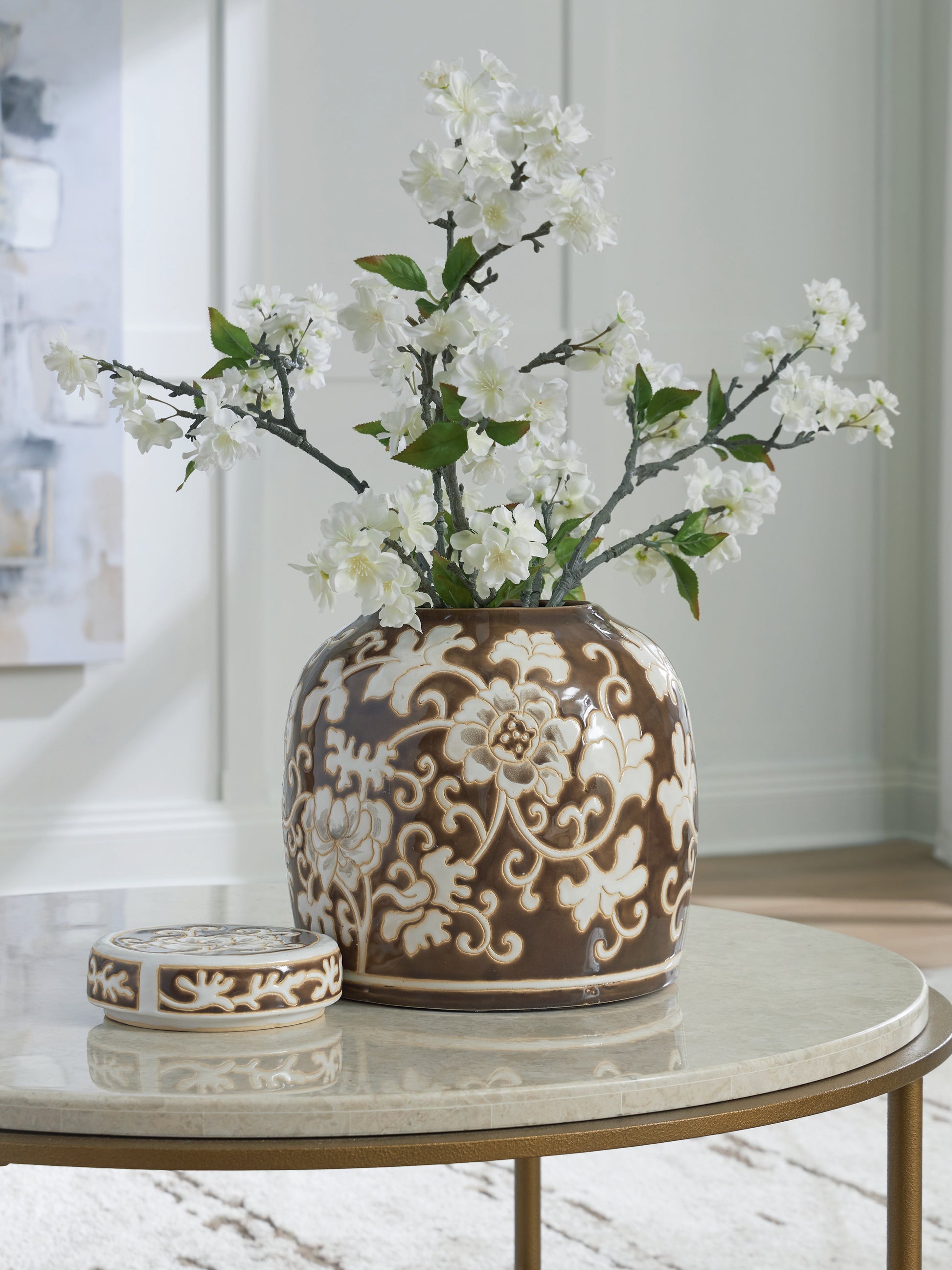 The Furniture Outlets - Ashley Furniture - Adalham Jar - Jar / Brown/Cream - A2000910