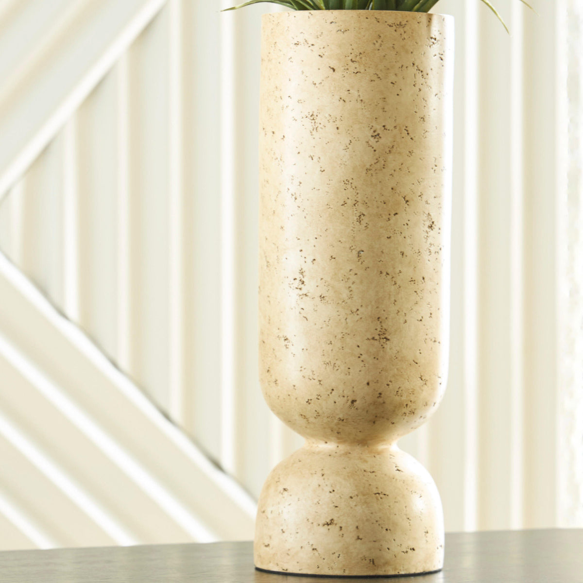 The Furniture Outlets - Ashley Furniture - Bryons Vase - Vase - A2000917