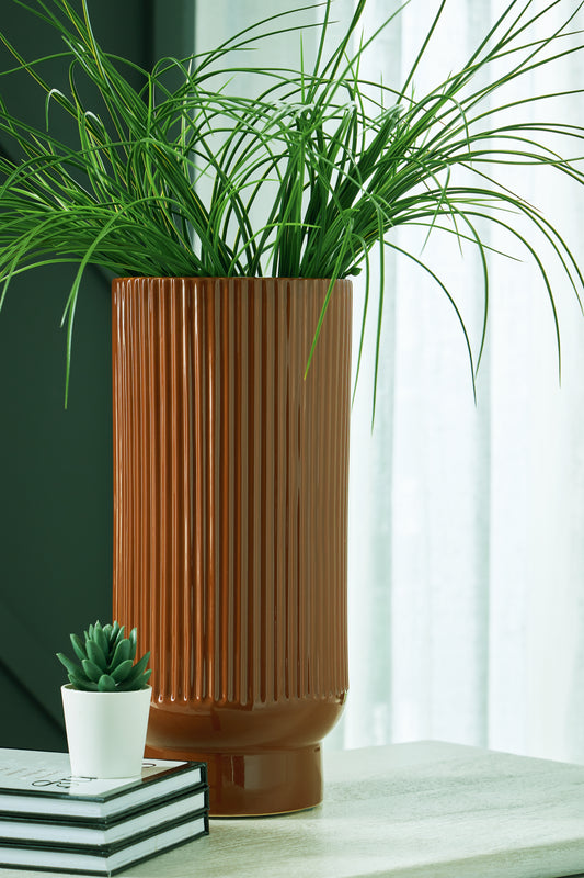 The Furniture Outlets - Ashley Furniture - Avalyah Vase - Vase (2/CS) / Burnt Umber - A2900023