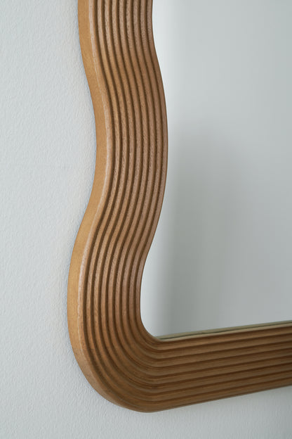 Ellisonville Mirror