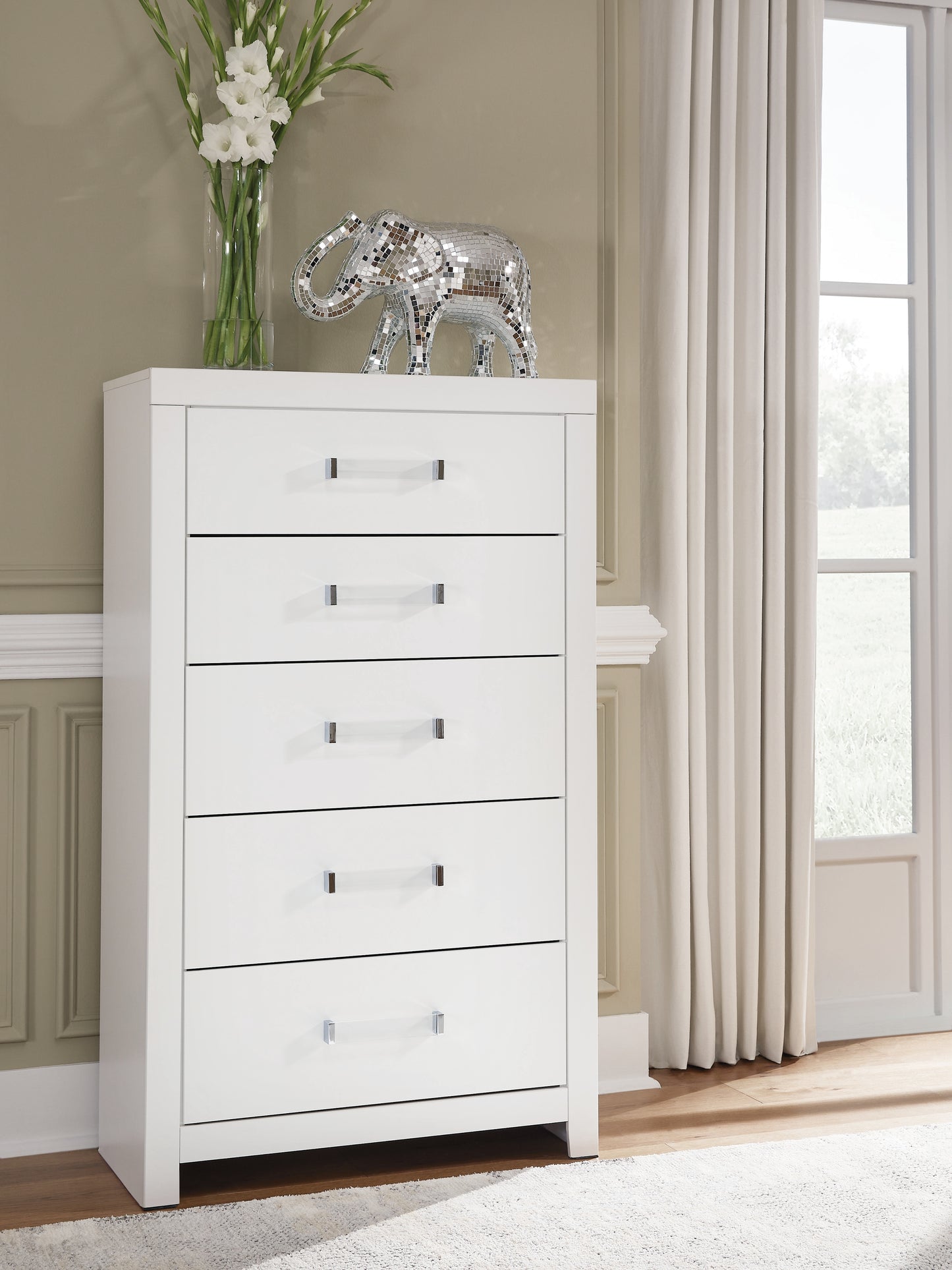 The Furniture Outlets - Ashley Furniture - Maeling Bedroom - Five Drawer Chest / White - PCB1119-46